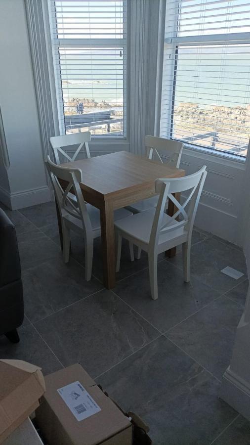 Seacliff Road Luxury Apartments Бангор Екстер'єр фото